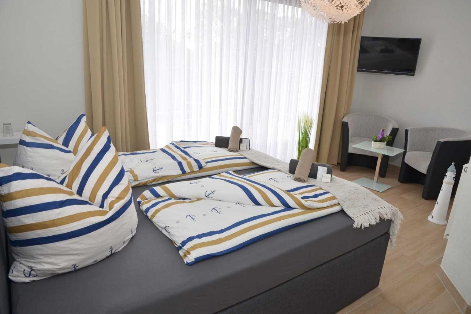 Hotel Zur Seerobbe Cuxhaven Esterno foto